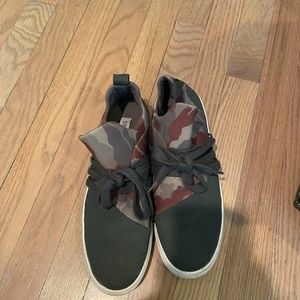 Steve Madden Sneakers